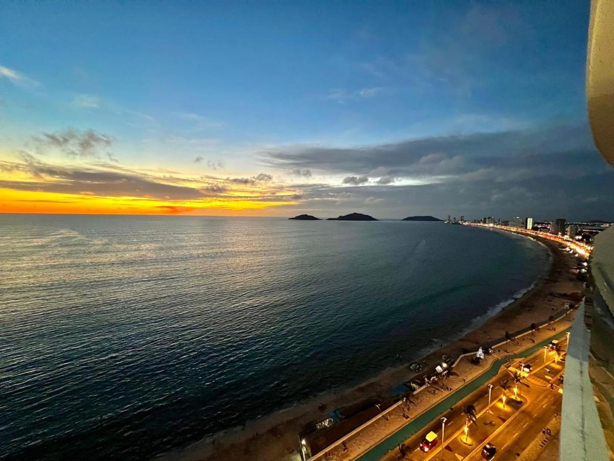 Ferienwohnung Sunset View Malecon 1404 Vista Panoramica Al Mar Mazatlán Exterior foto